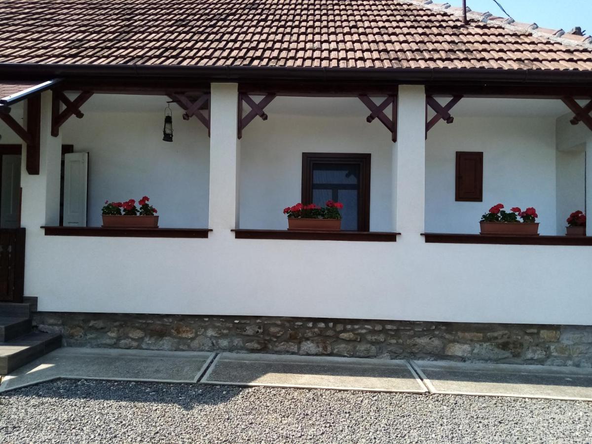 Kazsimér Vendégház Erdohorvati Exterior foto